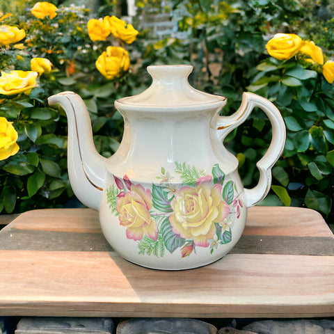 Vintage Teapot - Yellow Roses (Ellgreave, England)