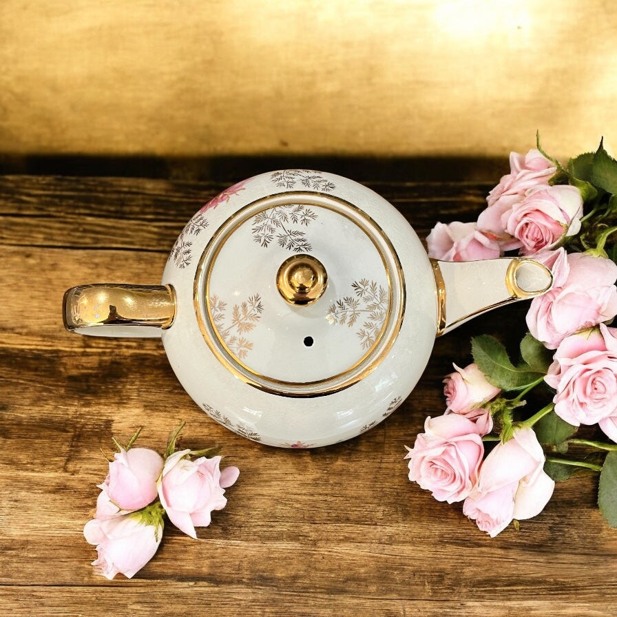Vintage Teapot - Ferns & Pink Roses (Sadler, England)