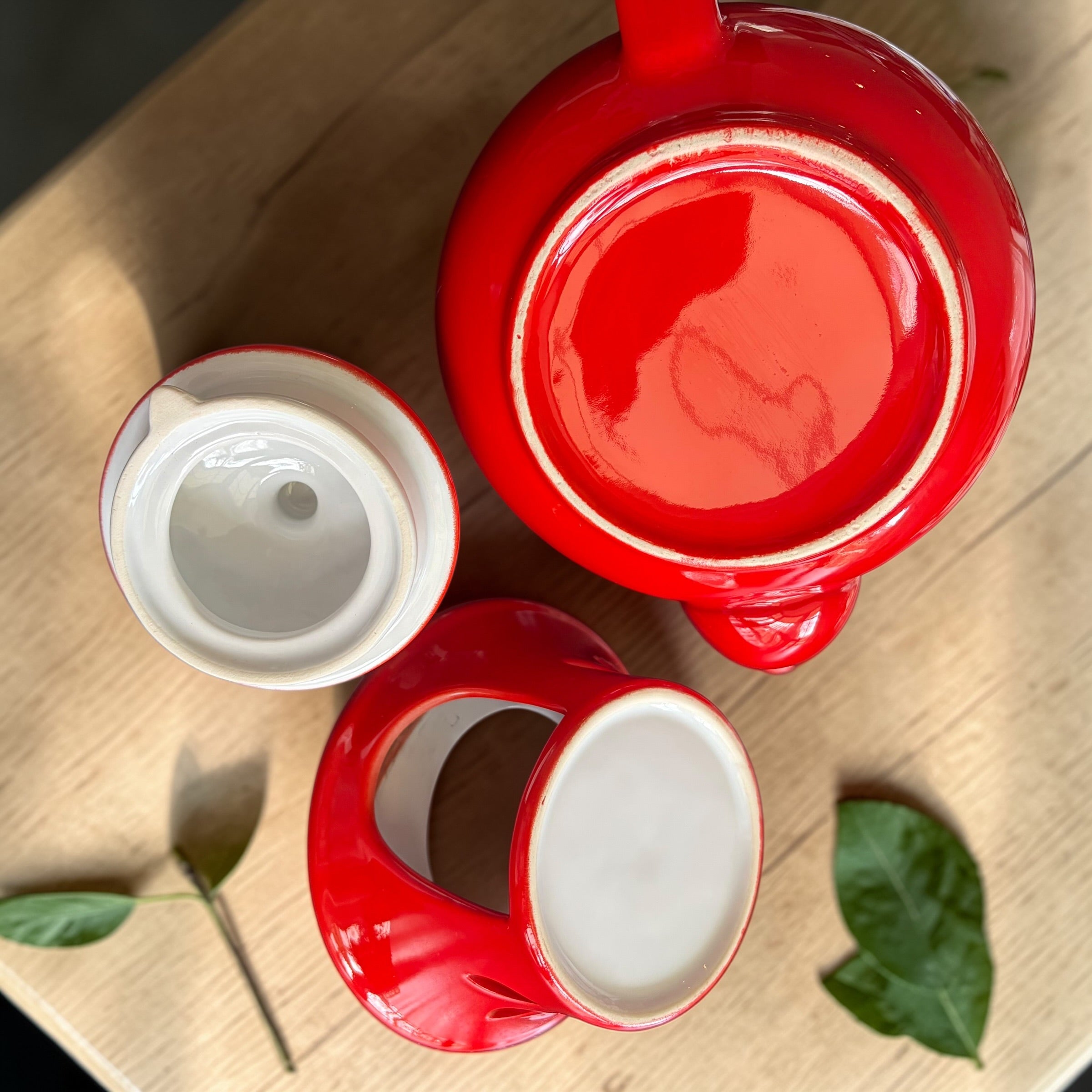 Vintage Teapot with Candle Warmer - Red (Unknown)
