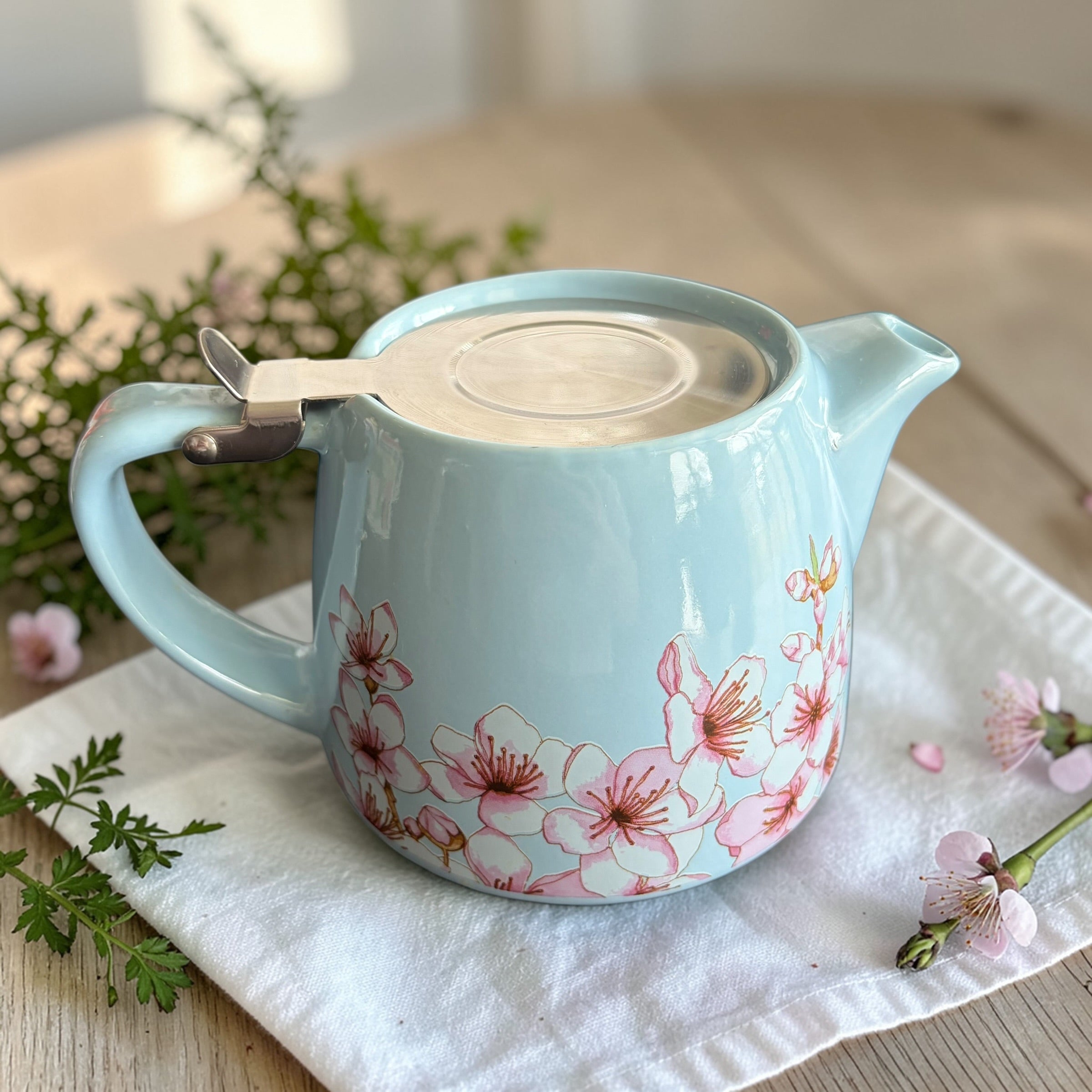 Vintage Teapot - Cherry Blossom Blue (Unknown)