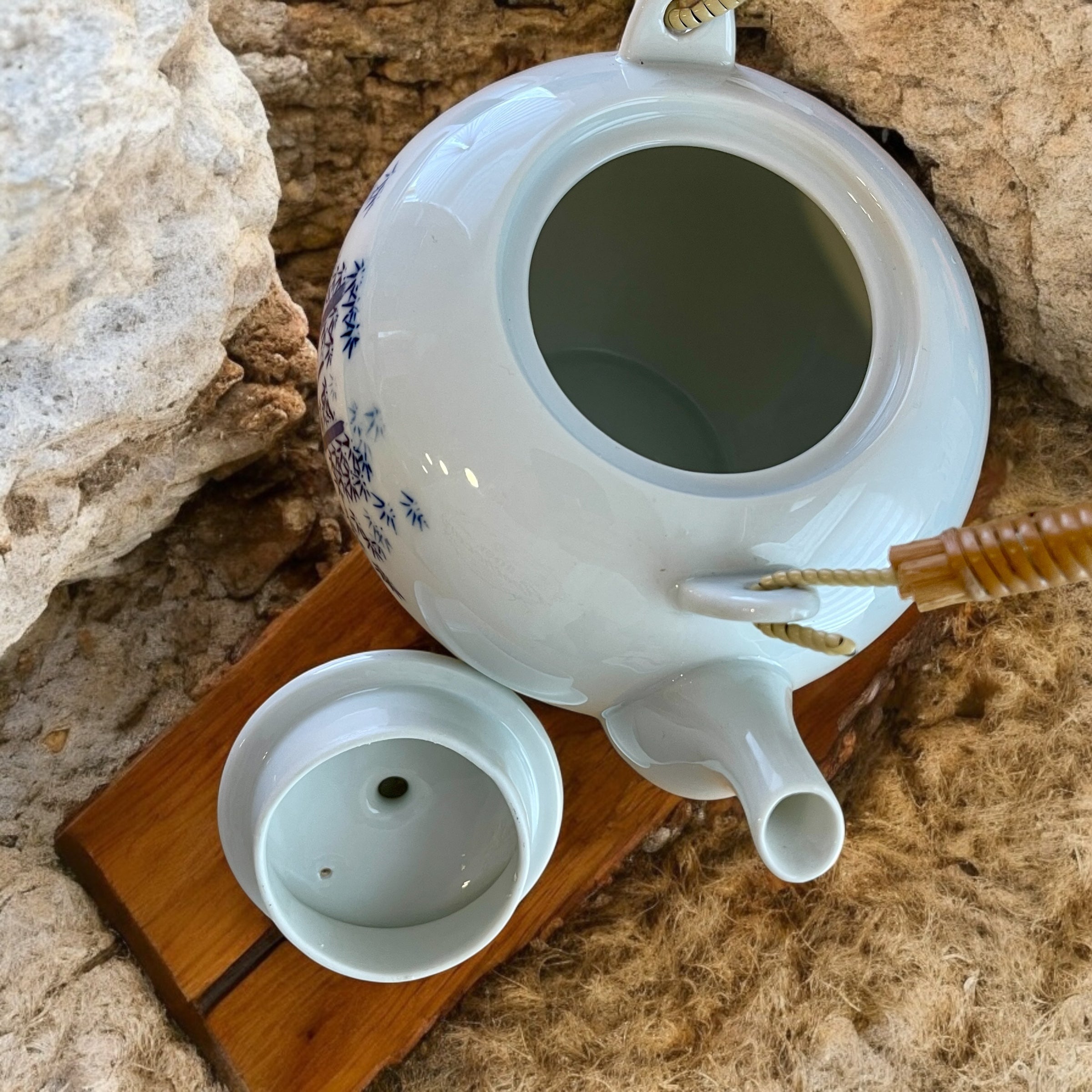 Vintage Teapot - Blue & White (Unknown, China)