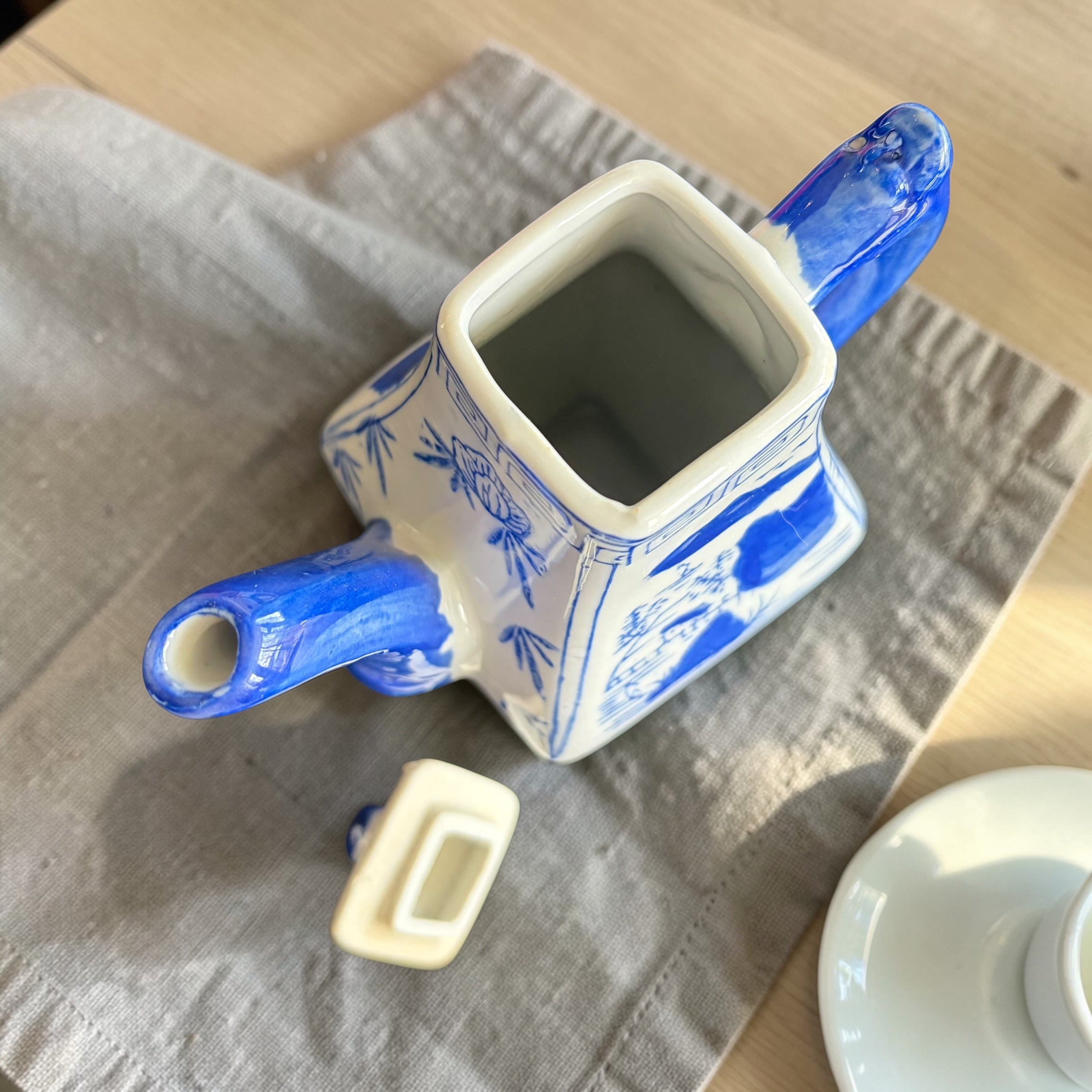 Vintage Teapot - Blue/White Square (The Canton Collection)
