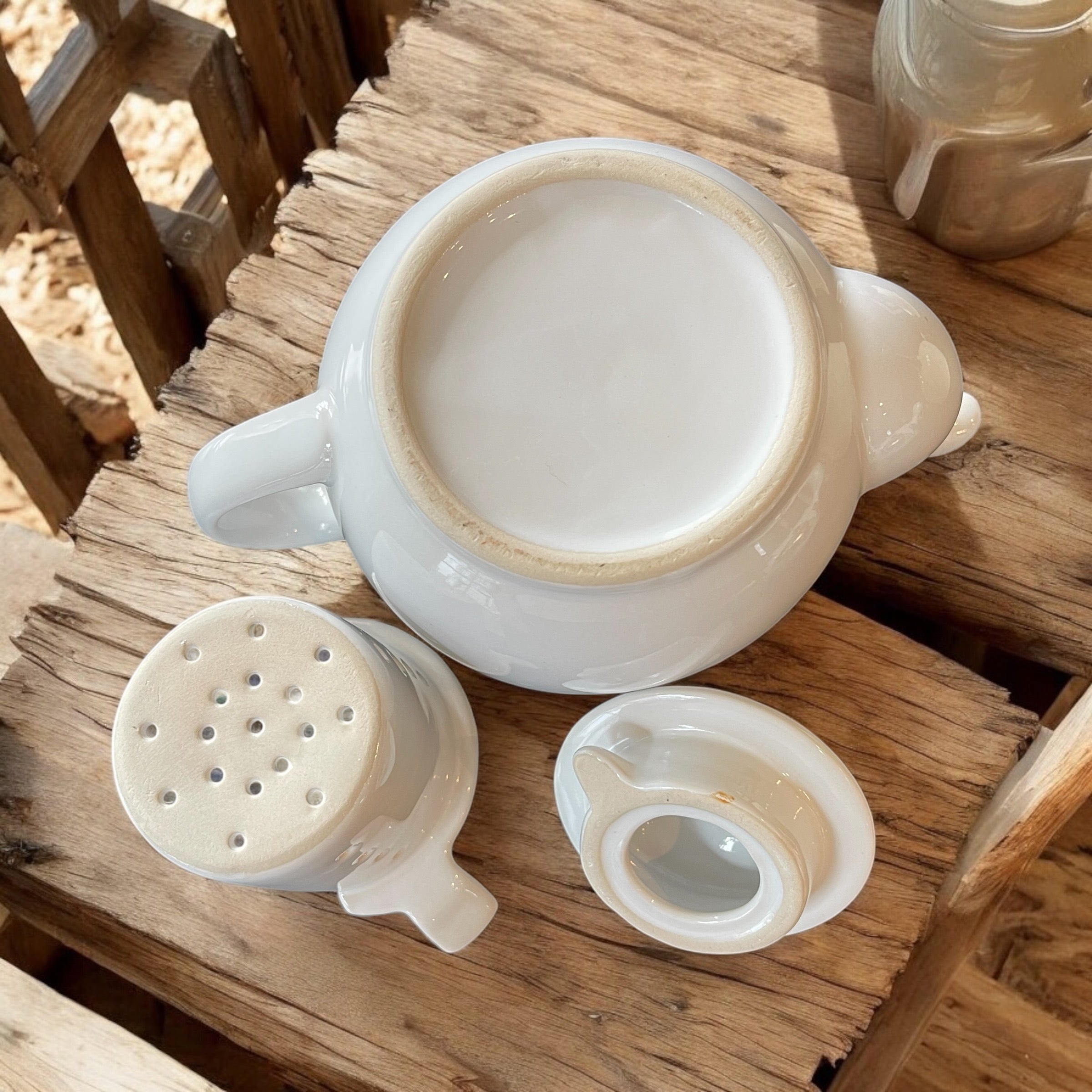 Vintage Teapot with Infuser - White (Unknown)