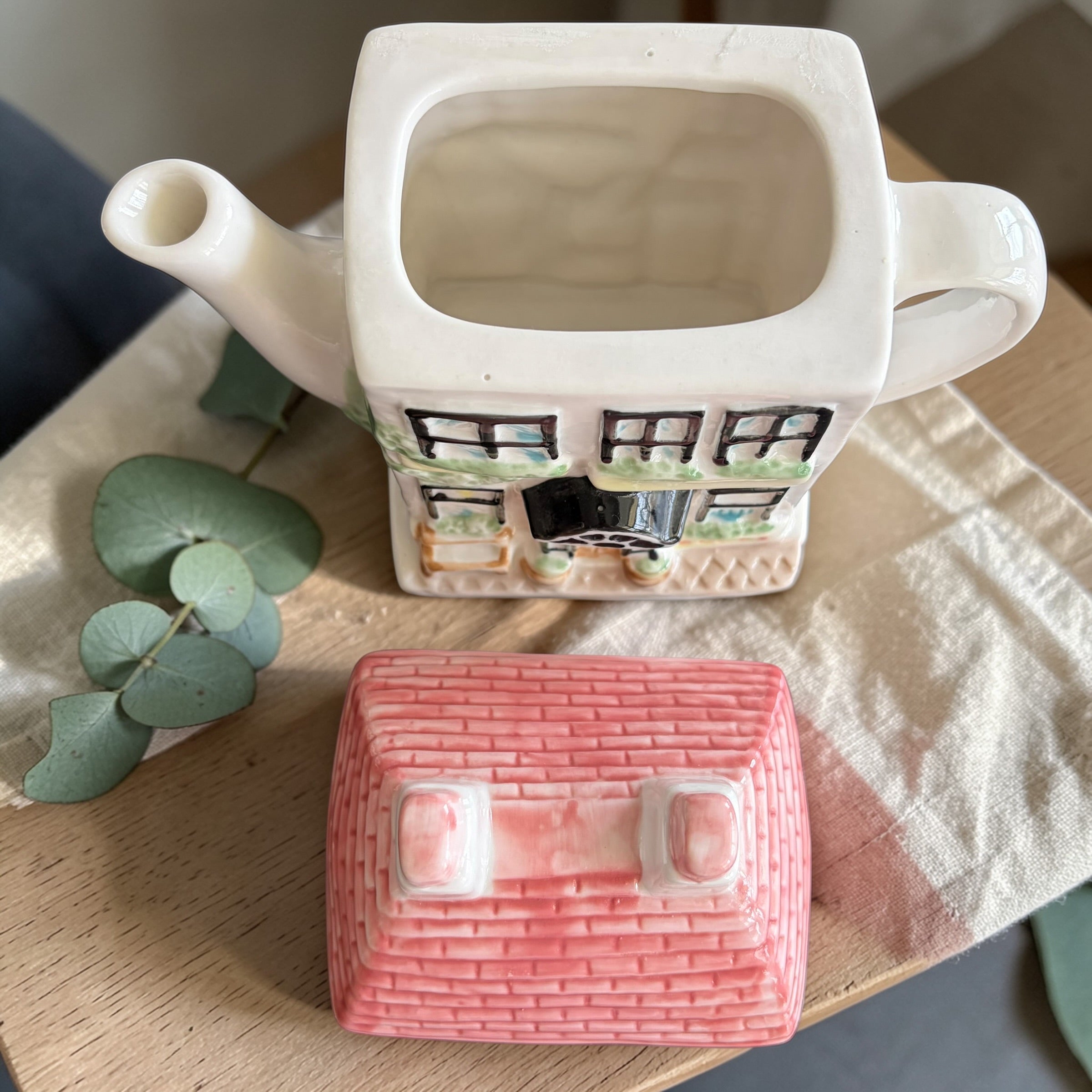 Vintage Teapot - Cottage (Staffordshire)