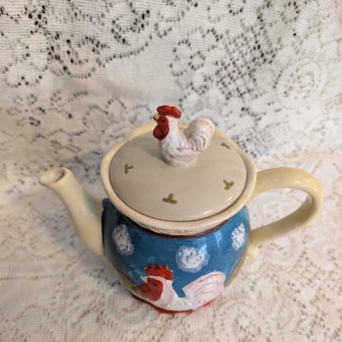 Vintage Cottage Rooster Teapot & Creamer Set