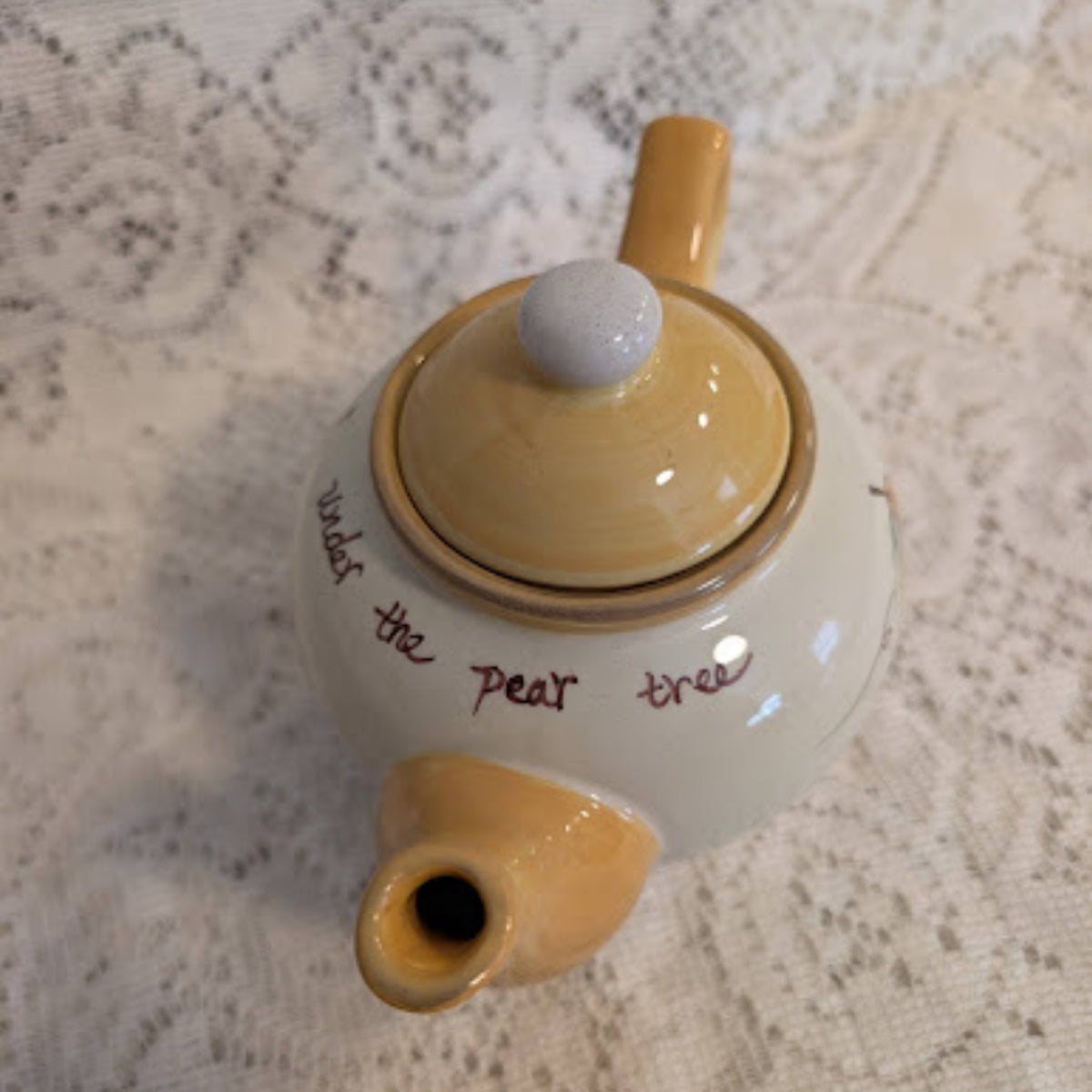 Vintage Emmitt Thompson "The Barnyard Collection" Pear Teapot