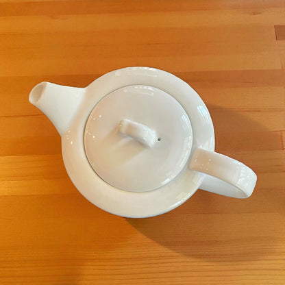 Vintage Teapot &amp; Infuser - Martin Hunt White (Two Leaves &amp; a Bud, China)