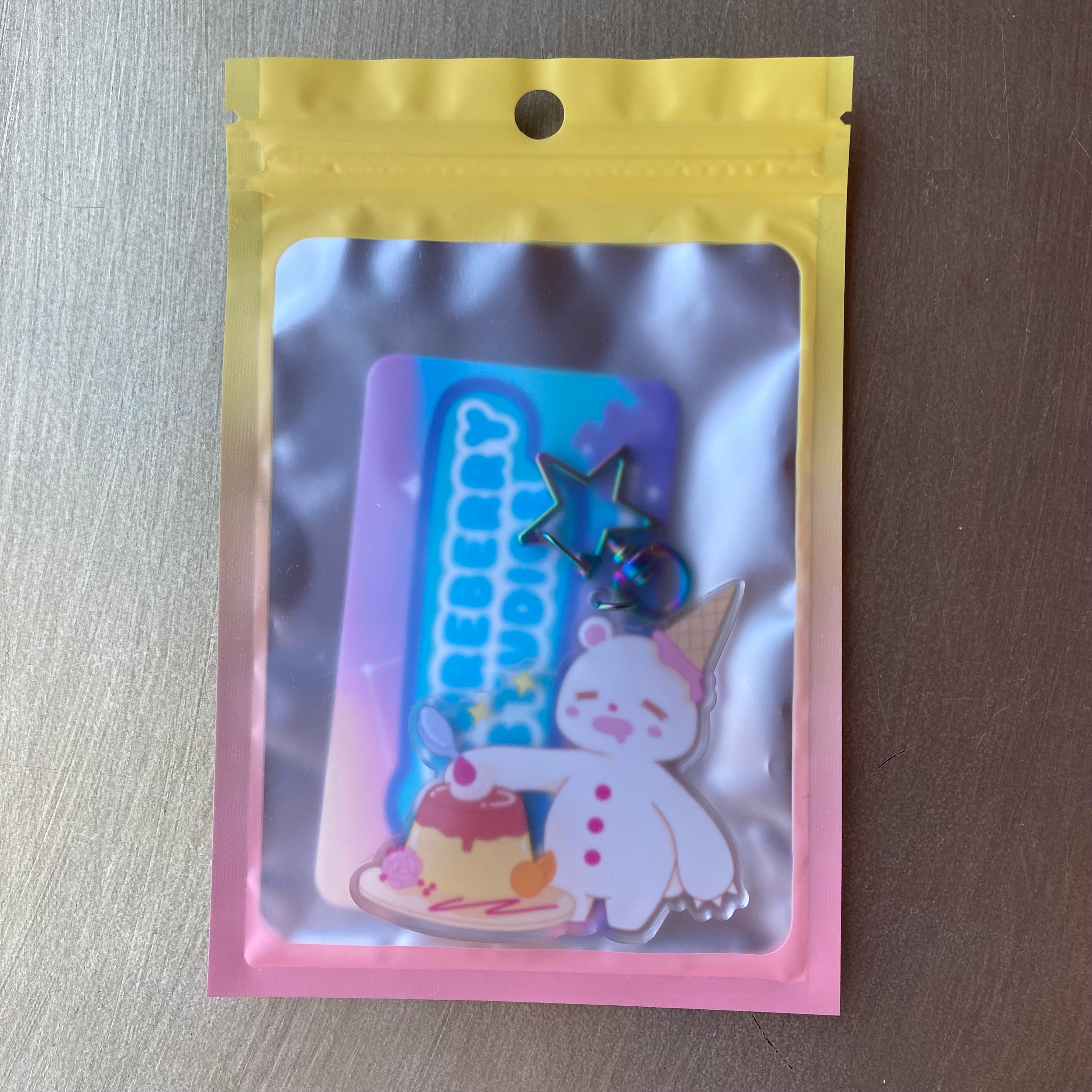 Keychain/Charm - Beary Strong (Panda)