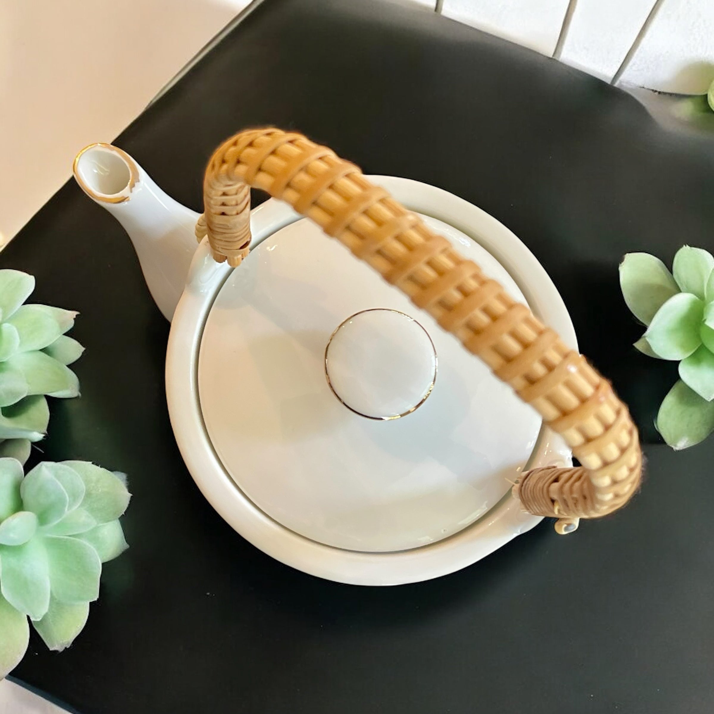 Vintage Teapot - Gold-Trimmed Garden/Bamboo Handle (Imari Ware, Japan)