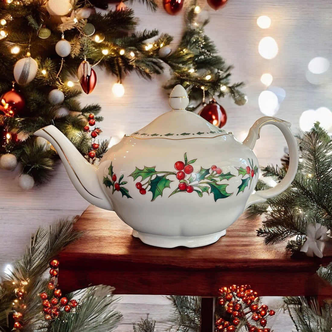 Vintage Teapot - A Cup of Christmas Tea (Waldman House Press, 1992)