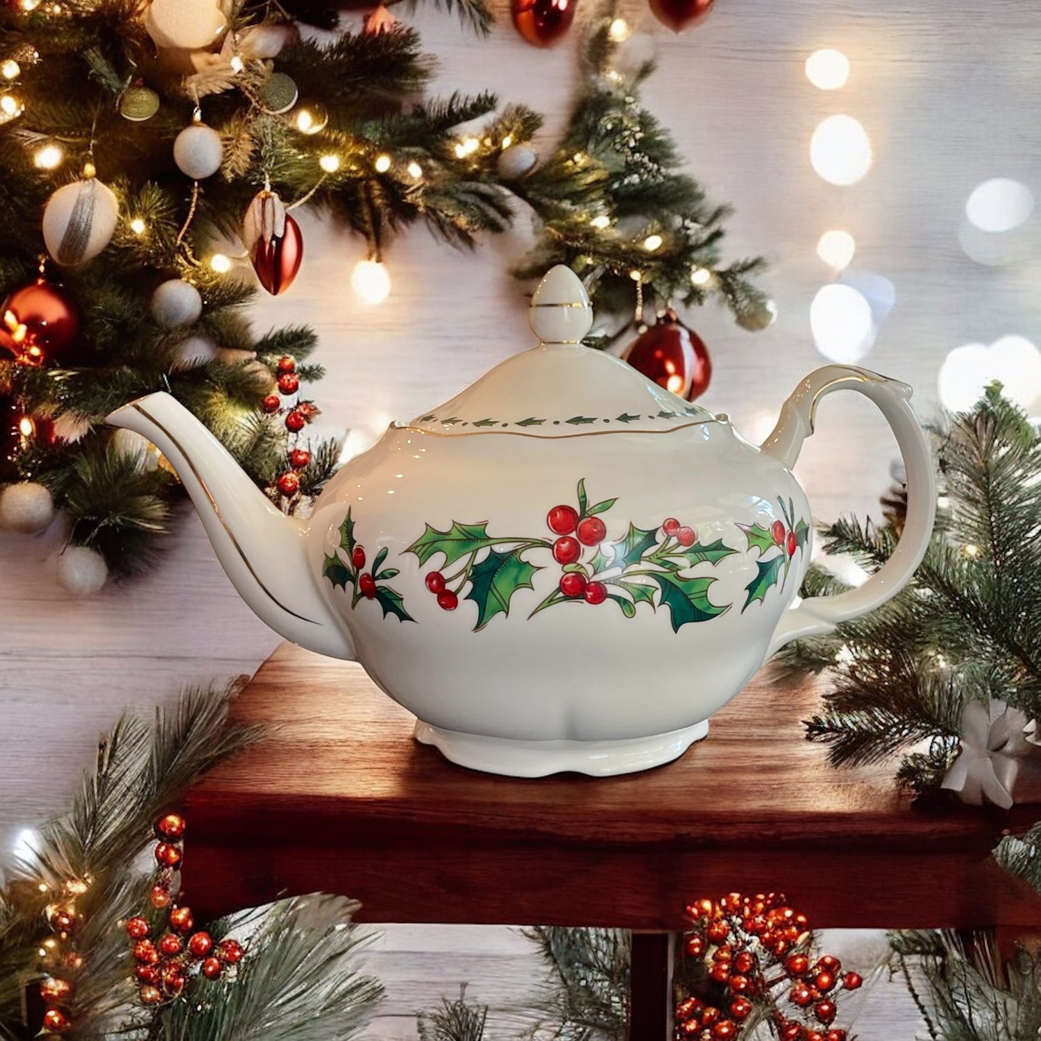 Vintage Teapot - A Cup of Christmas Tea (Waldman House Press, 1992)