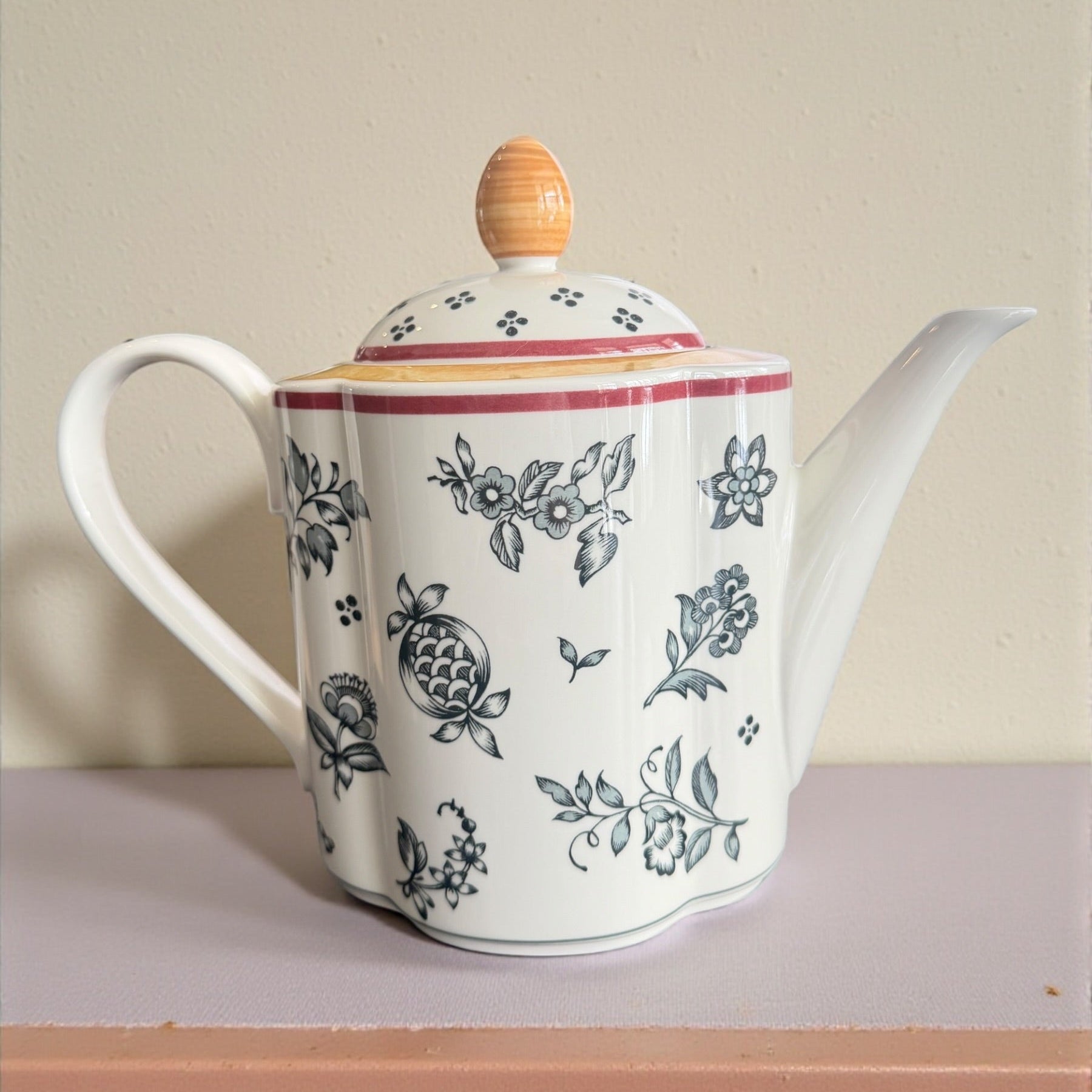 Vintage Teapot - Switch Plantation (Villeroy &amp; Boch, Germany)