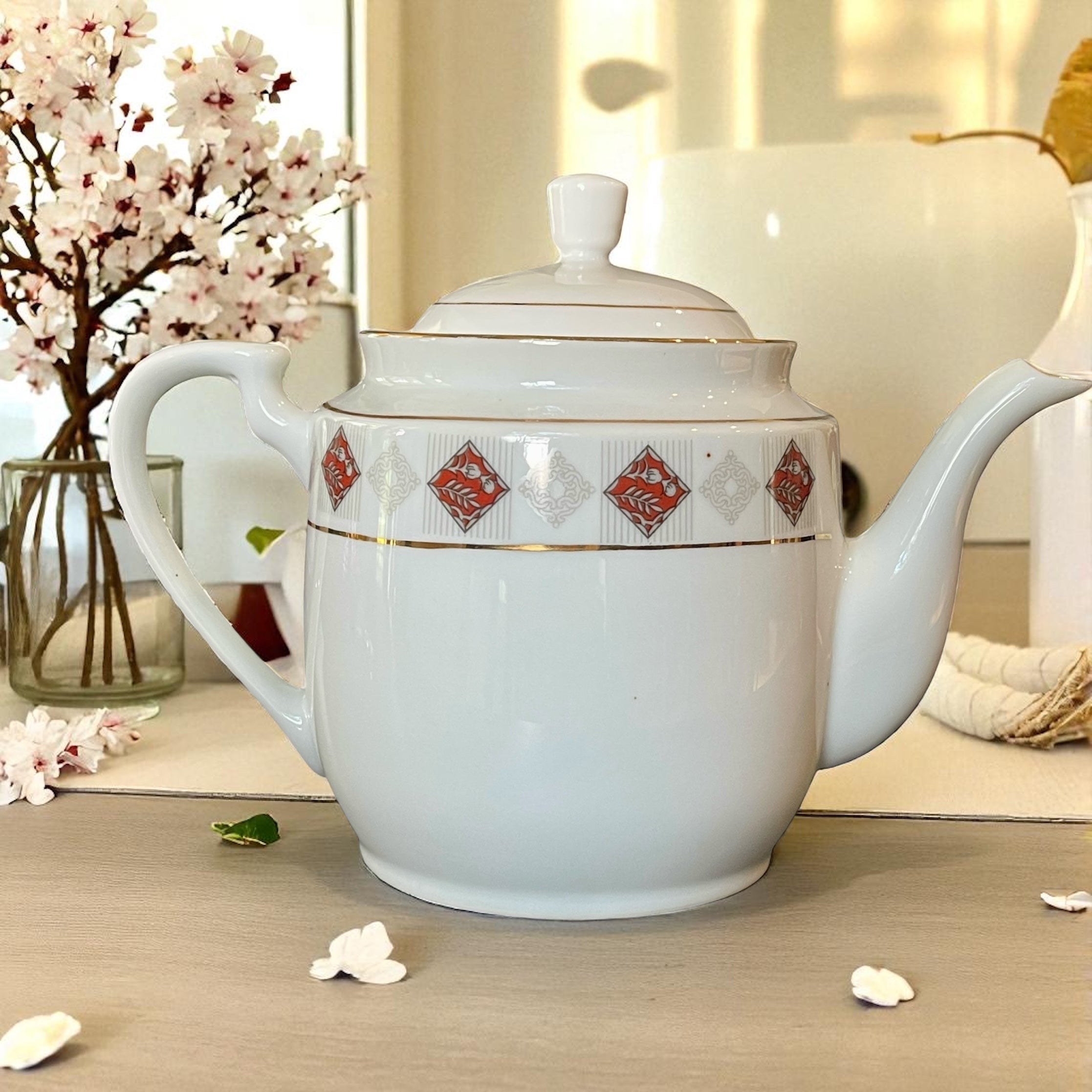 Vintage Teapot - White Diamond (Unknown, China)