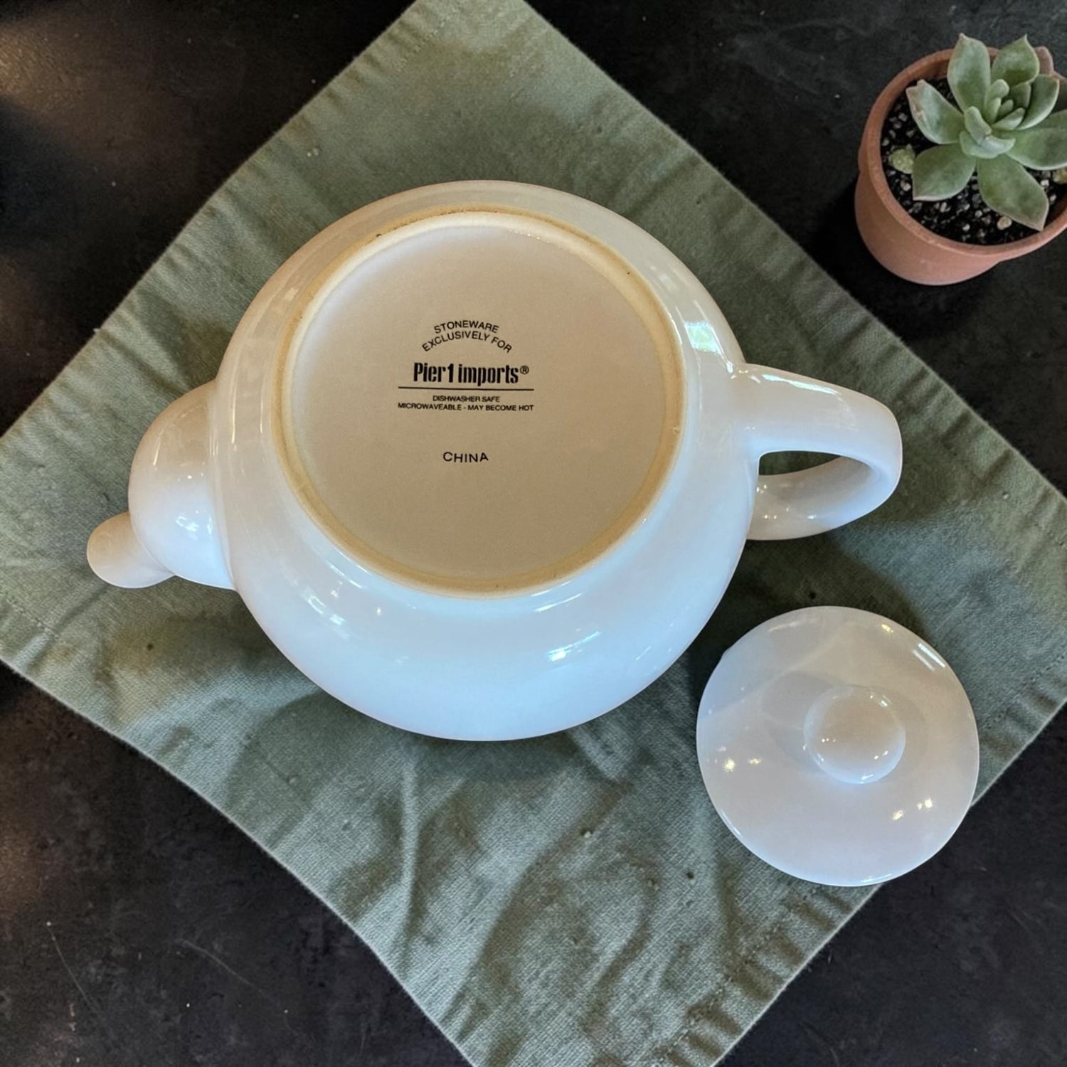 Vintage Teapot - Classic White (Pier 1 Imports)