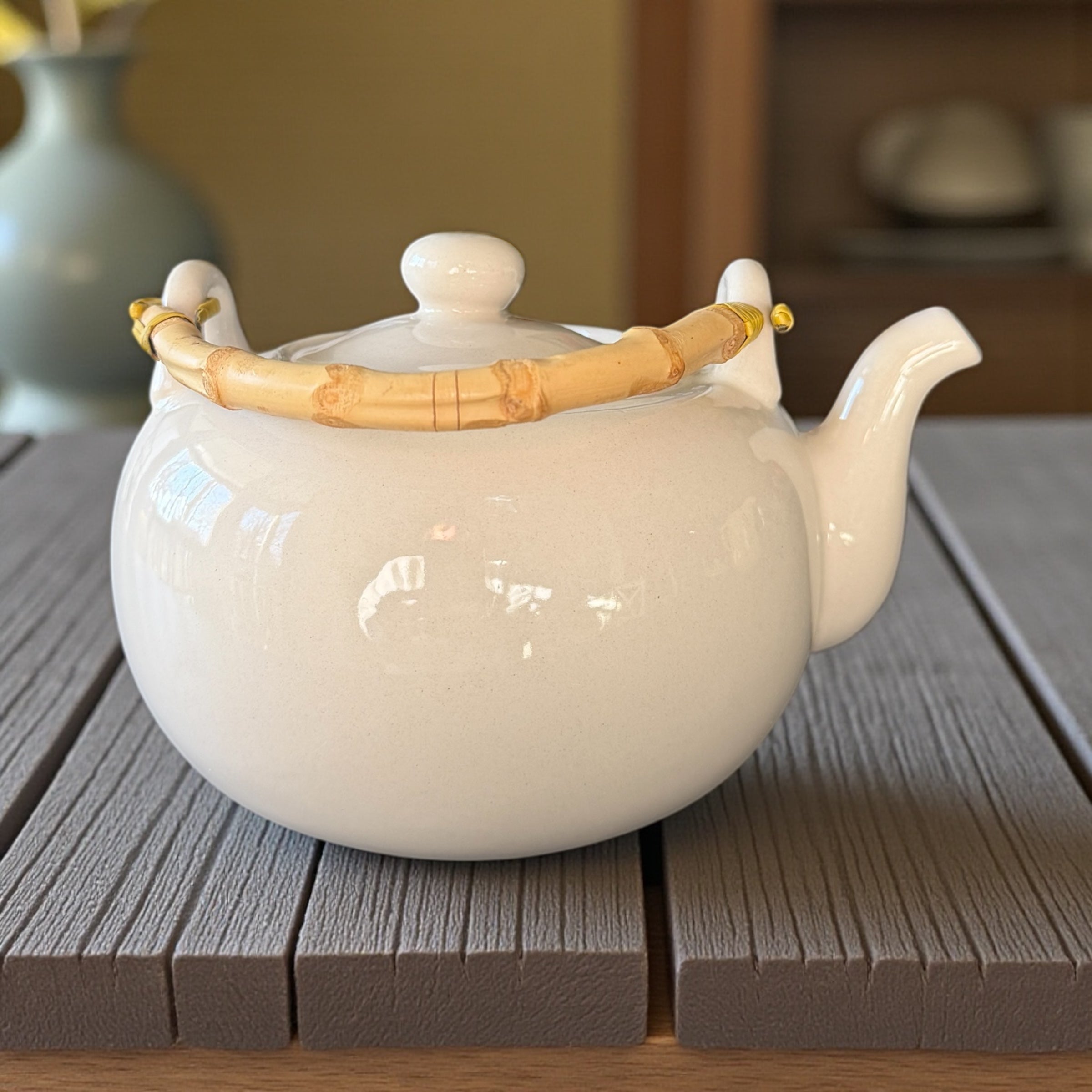 Vintage Teapot - Japanese with bamboo handle (Tougei)
