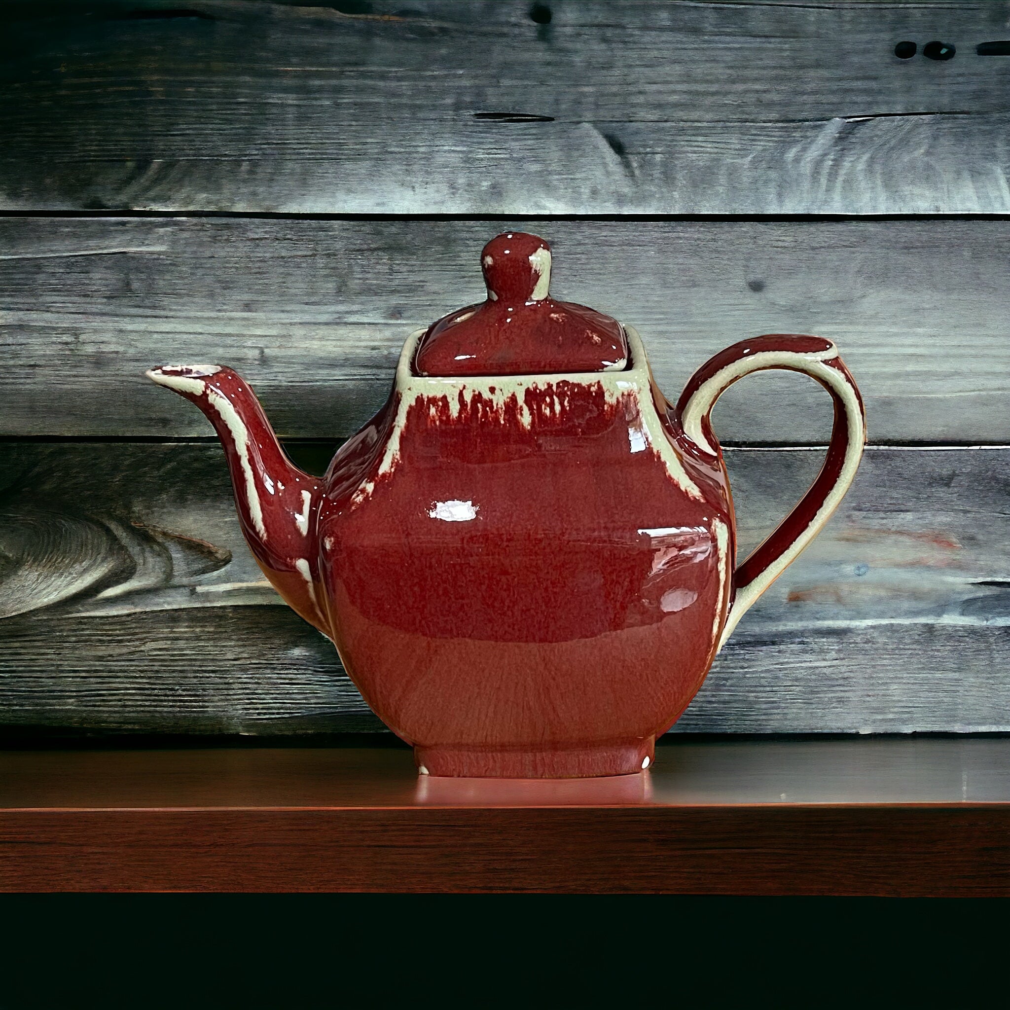 Vintage Teapot - Tudor (Bombay, China)