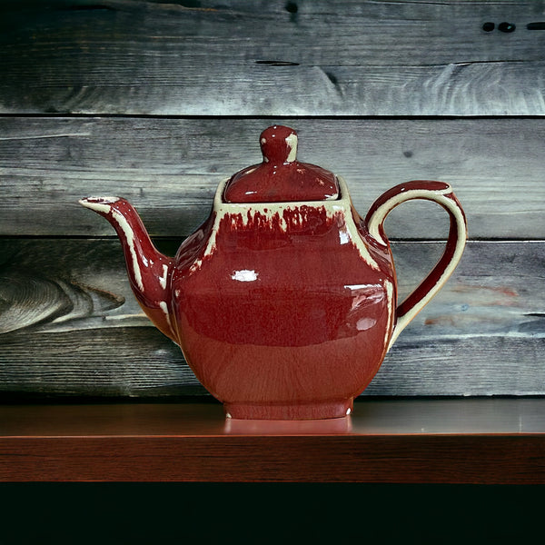 Vintage Teapot - Tudor (Bombay, China)