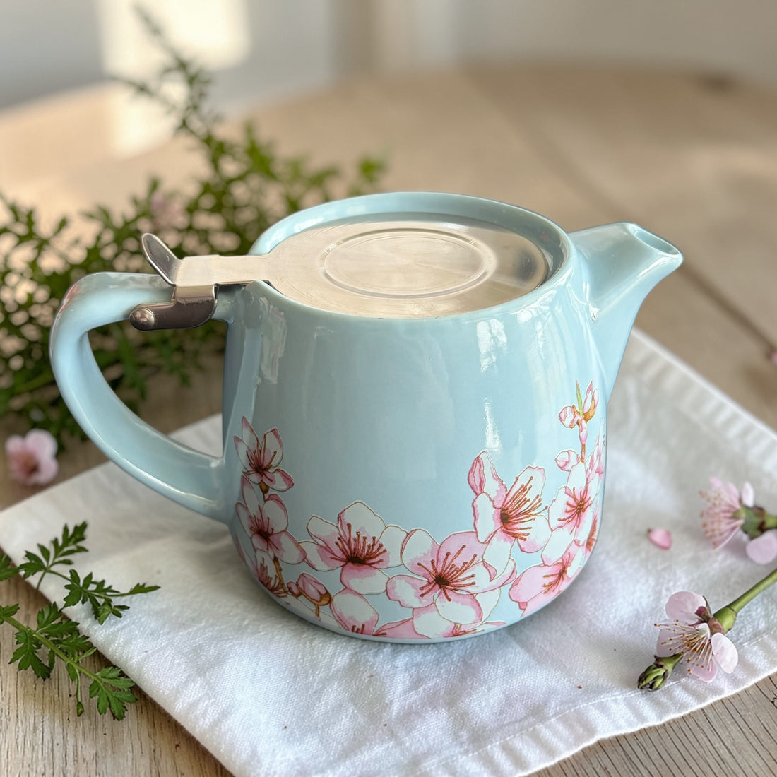 Vintage Teapot - Cherry Blossom Blue (Unknown)