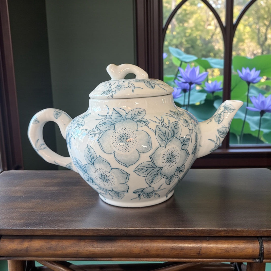 Vintage Teapot - Blue &amp; White Lotus (China)