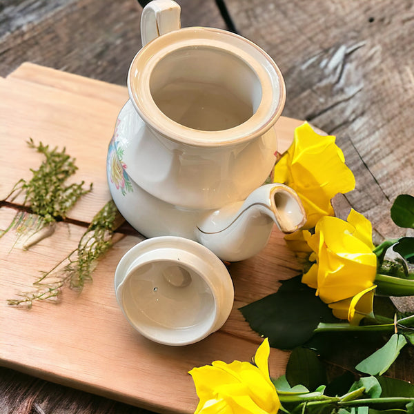 Vintage Teapot - Yellow Roses (Ellgreave, England)