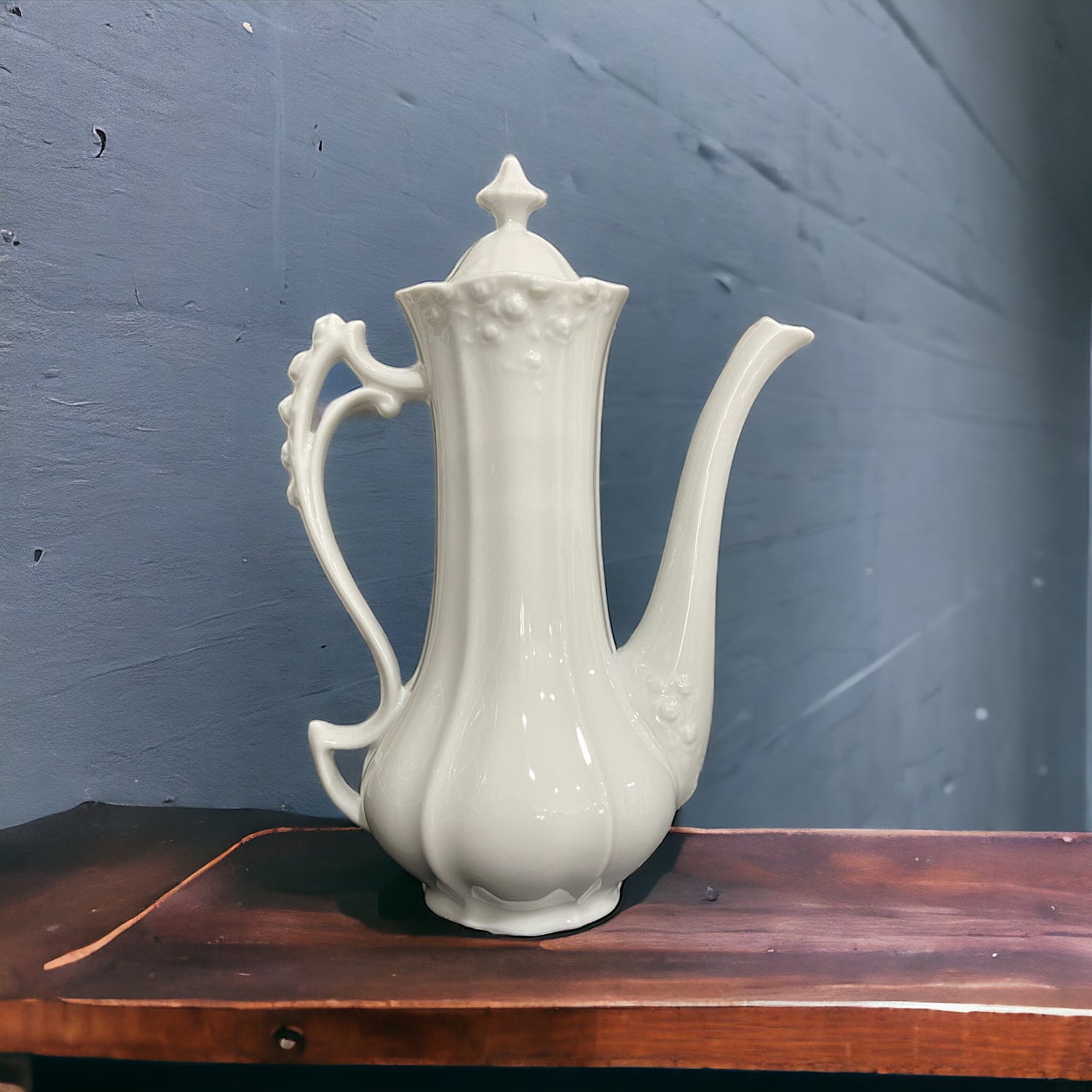 Vintage Teapot/Coffee Pot - Ornate White (Unknown)
