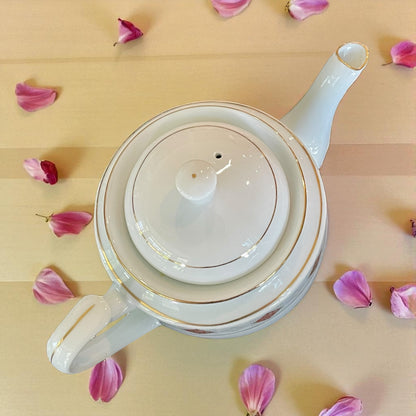 Vintage Teapot - White Diamond (Unknown, China)
