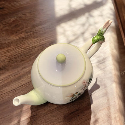Vintage Teapot - Hummingbird and Lilies (Lena Liu)