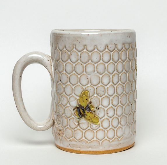 White-Terracotta Bee Mug (16oz)