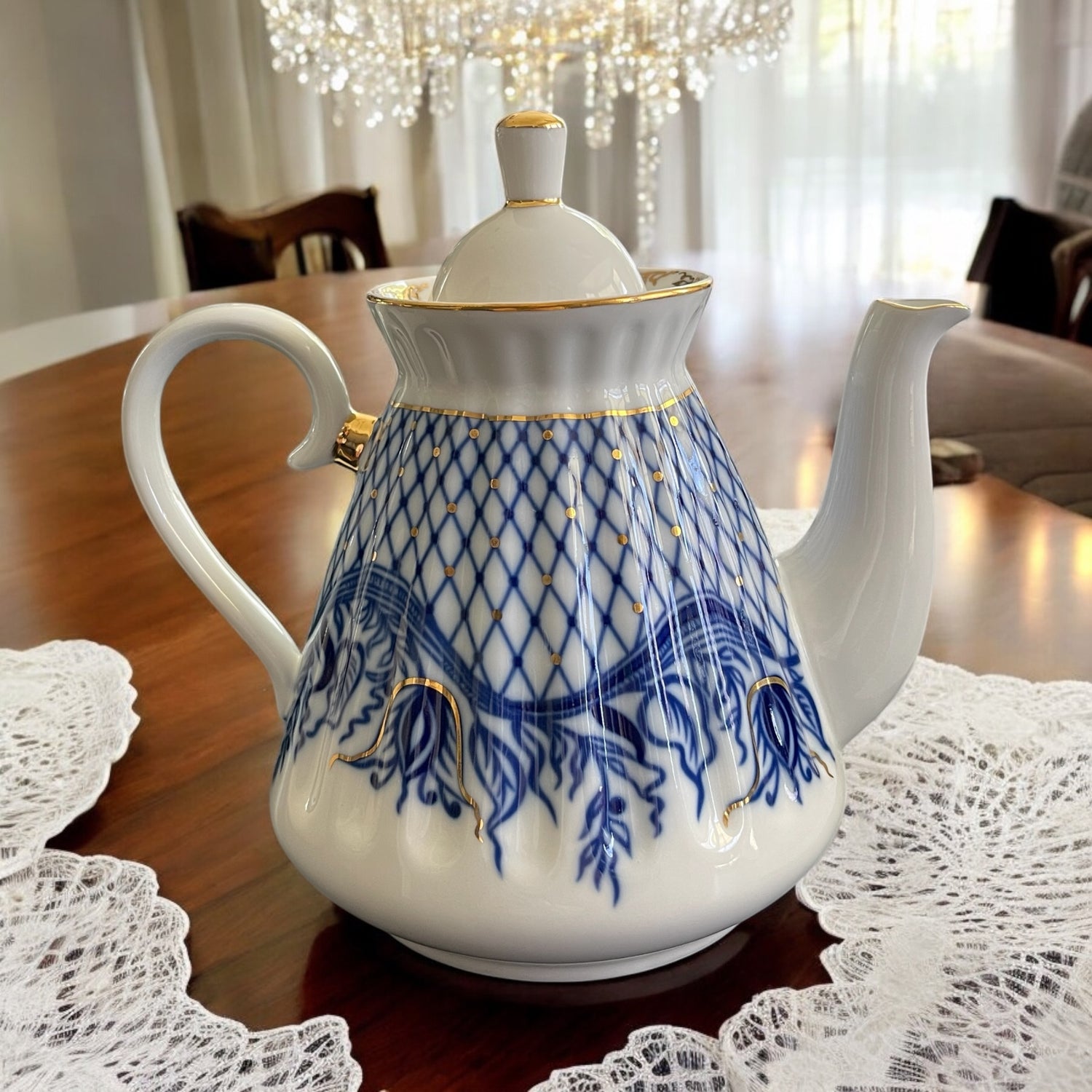Vintage Teapot - Blue &amp; White (Nantucket, China)