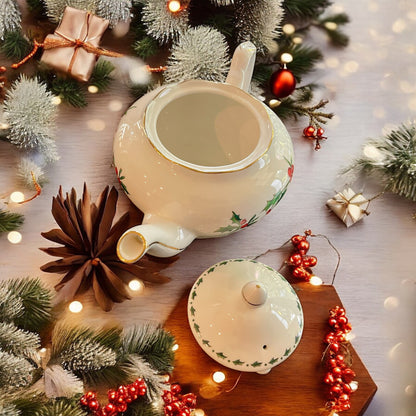 Vintage Teapot - A Cup of Christmas Tea (Waldman House Press, 1992)
