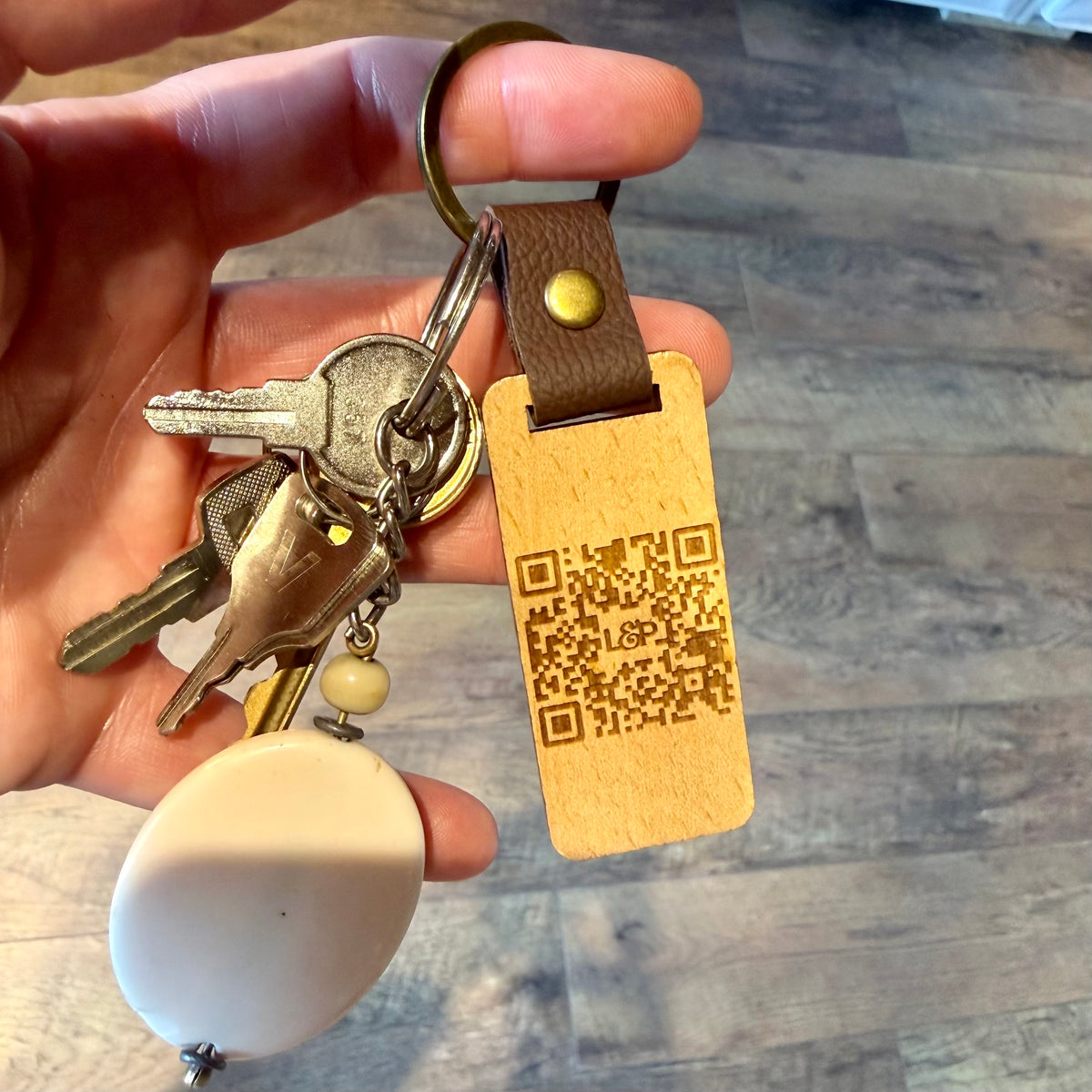 Leaf &amp; Petal Double-Sided Wooden Keychain