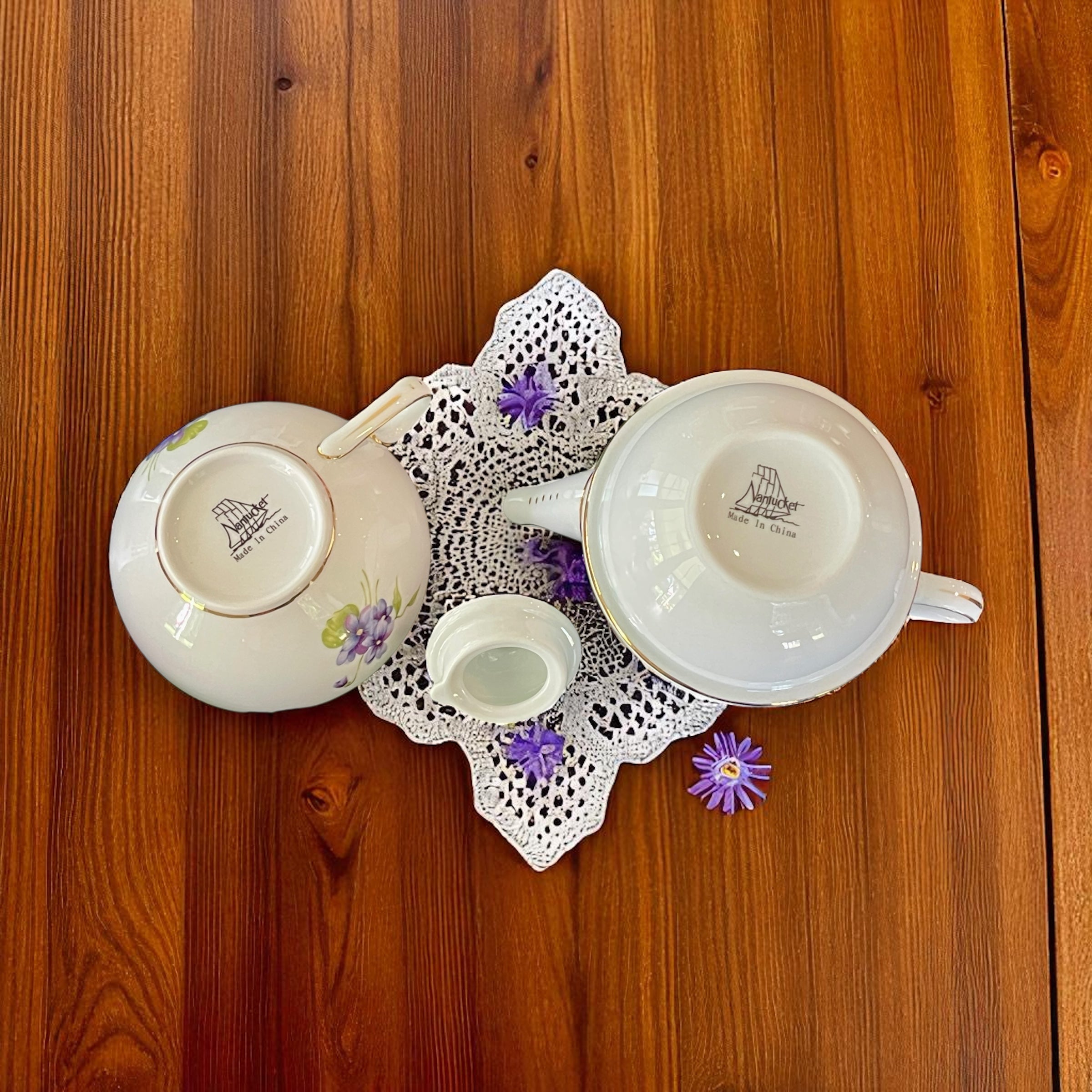 Vintage Teapot - Purple Violet Tea for One (Nantucket, China)