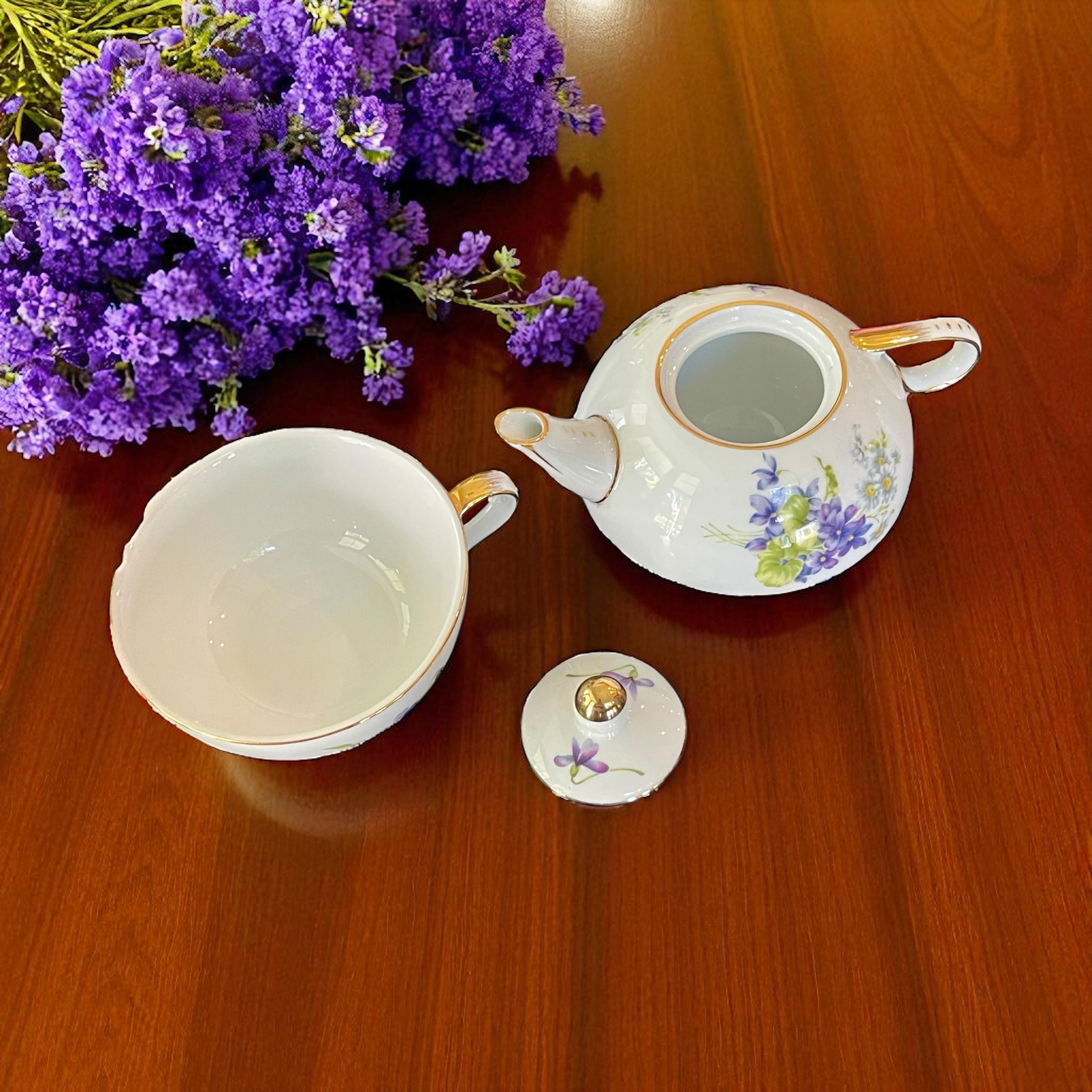 Vintage Teapot - Purple Violet Tea for One (Nantucket, China)