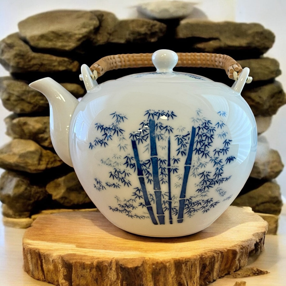 Vintage Teapot - Blue &amp; White (Unknown, China)