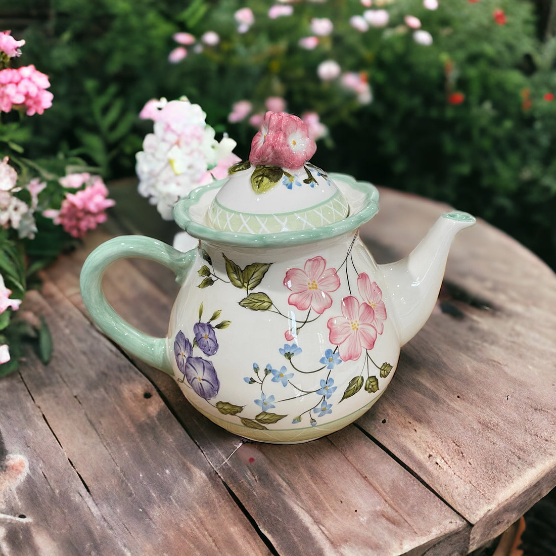 Vintage Teapot - Garden Party (Popular Creations, 2004)