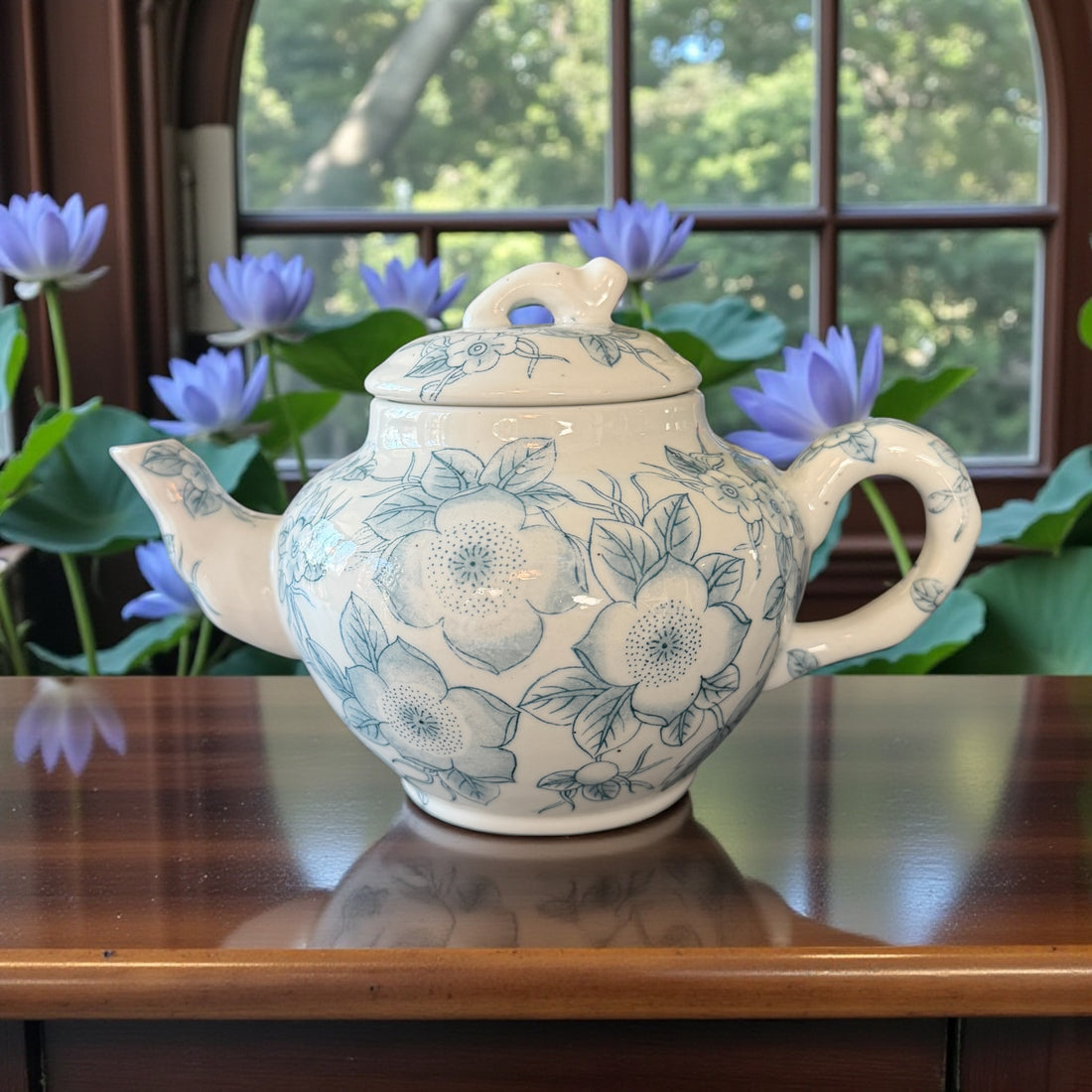 Vintage Teapot - Blue &amp; White Lotus (China)