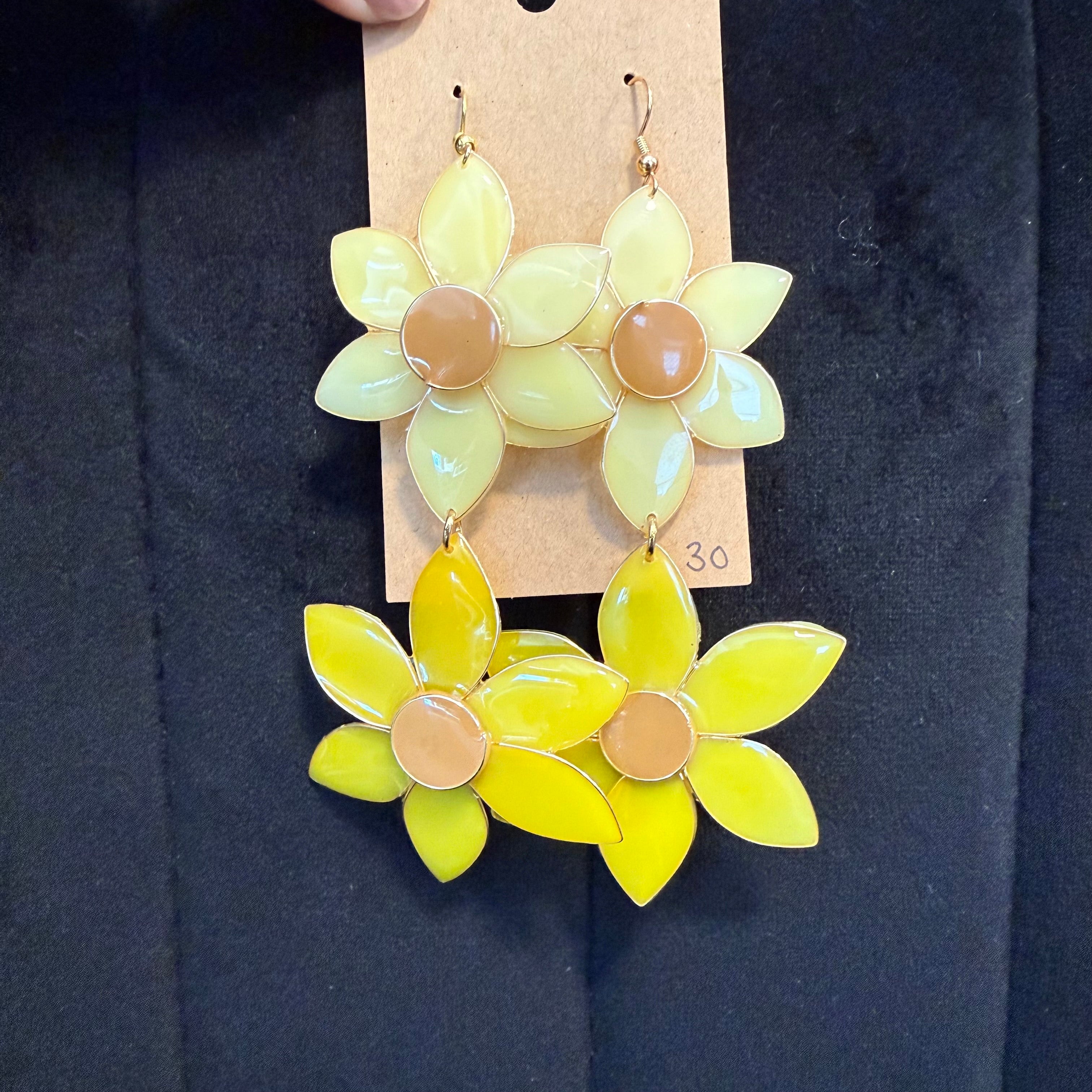 Katty’s Corner Earrings - Daffodils v2