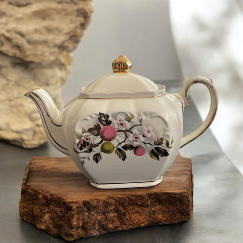 Vintage Teapot - Cherries and Blossoms (Sadler, England)