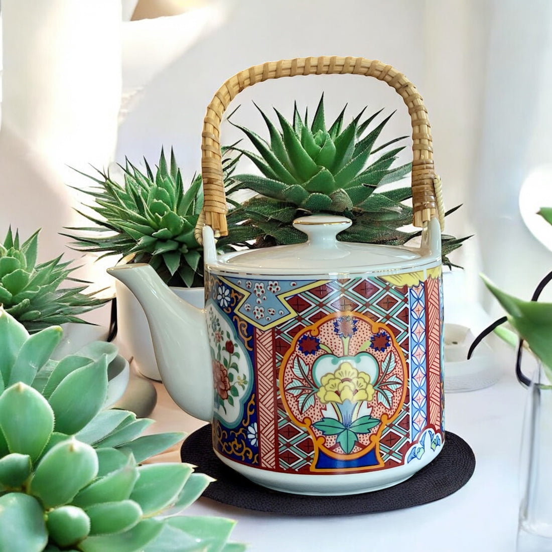 Vintage Teapot - Gold-Trimmed Garden/Bamboo Handle (Imari Ware, Japan)
