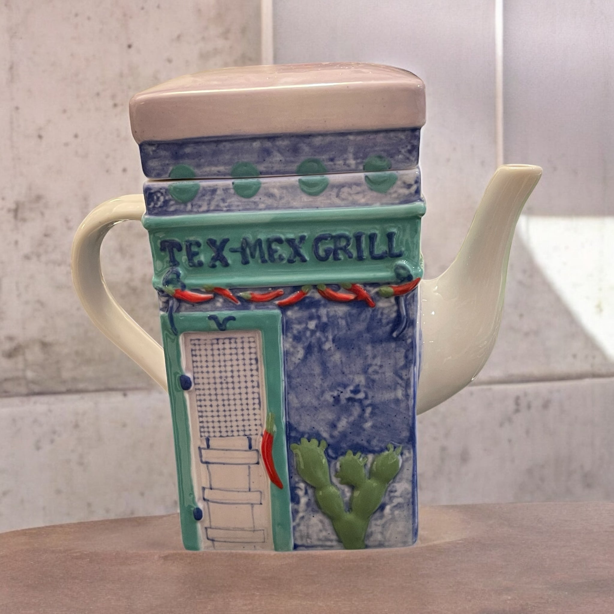 Vintage Teapot - Tex-Mex Grill (MSRF, 1980s)