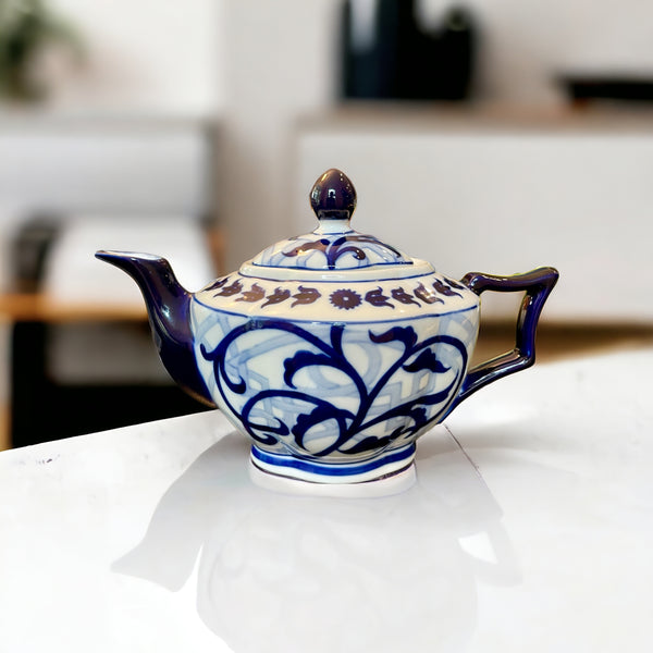Vintage Teapot - Blue/White Windsor (Bombay)