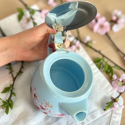 Vintage Teapot - Cherry Blossom Blue (Unknown)