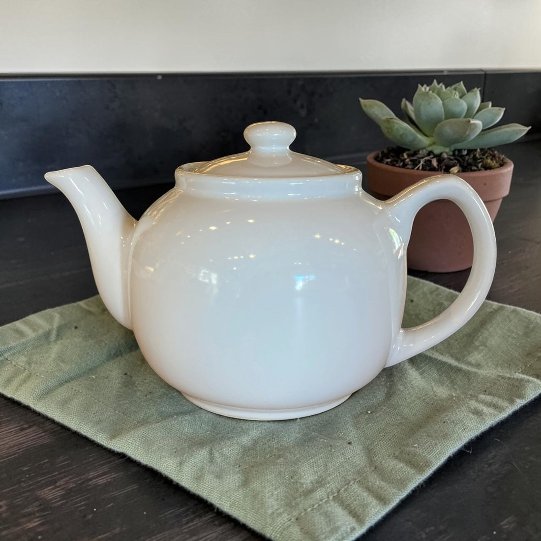 Vintage Teapot - Classic White (Pier 1 Imports)