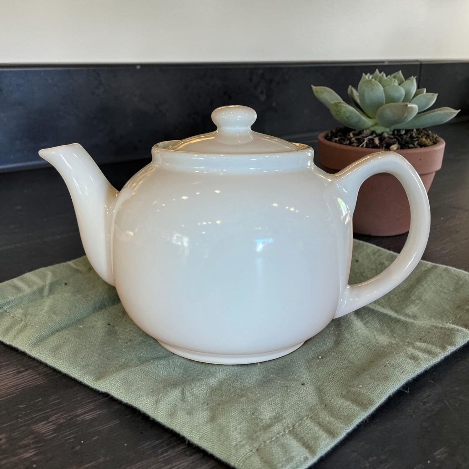 Vintage Teapot - Classic White (Pier 1 Imports)