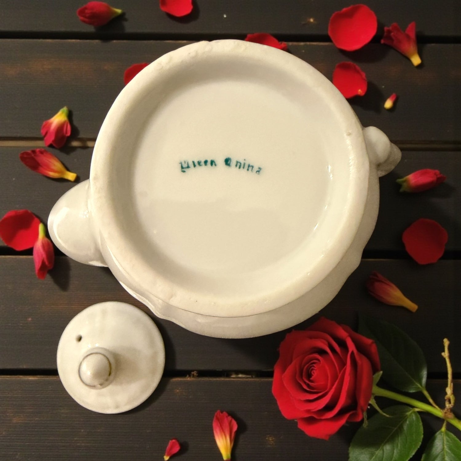 Vintage Teapot - Moss Rose (Green China, Japan)