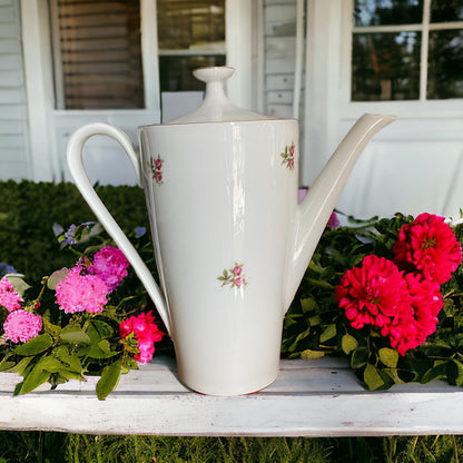 Vintage Teapot - Rosebuds (Unknown)