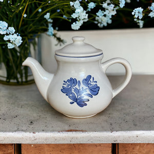 Vintage Teapot - Yorktowne (Pfaltzgraff)