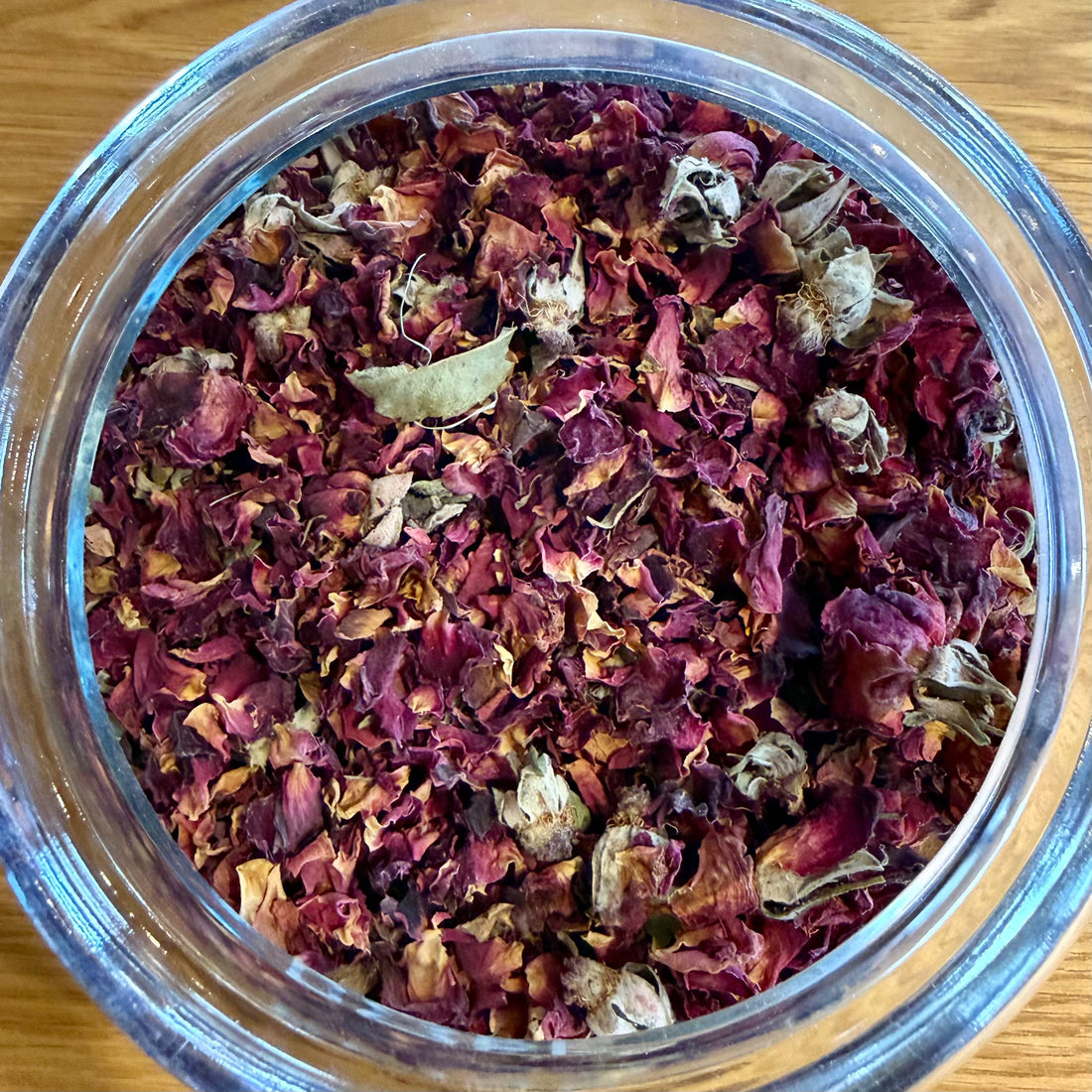Red Rose Petals &amp; Buds (sold by weight)