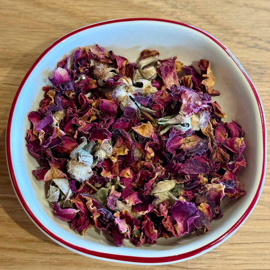 Red Rose Petals &amp; Buds (sold by weight)