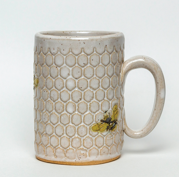 White-Terracotta Bee Mug (16oz)